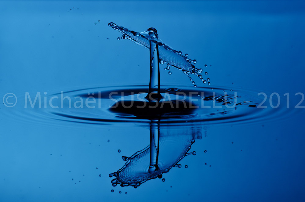 Photographie - Macro - Goutte d'eau - Collision de goutte - Water drop - Water collision - Water sculpture (104)