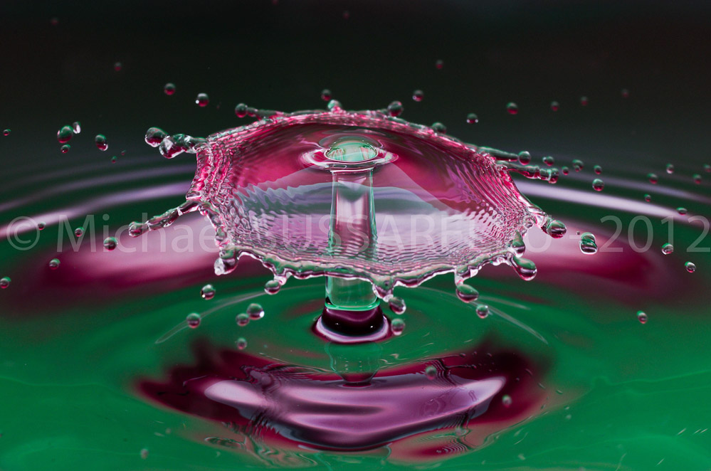 Photographie - Macro - Goutte d'eau - Collision de goutte - Water drop - Water collision - Water sculpture (426)